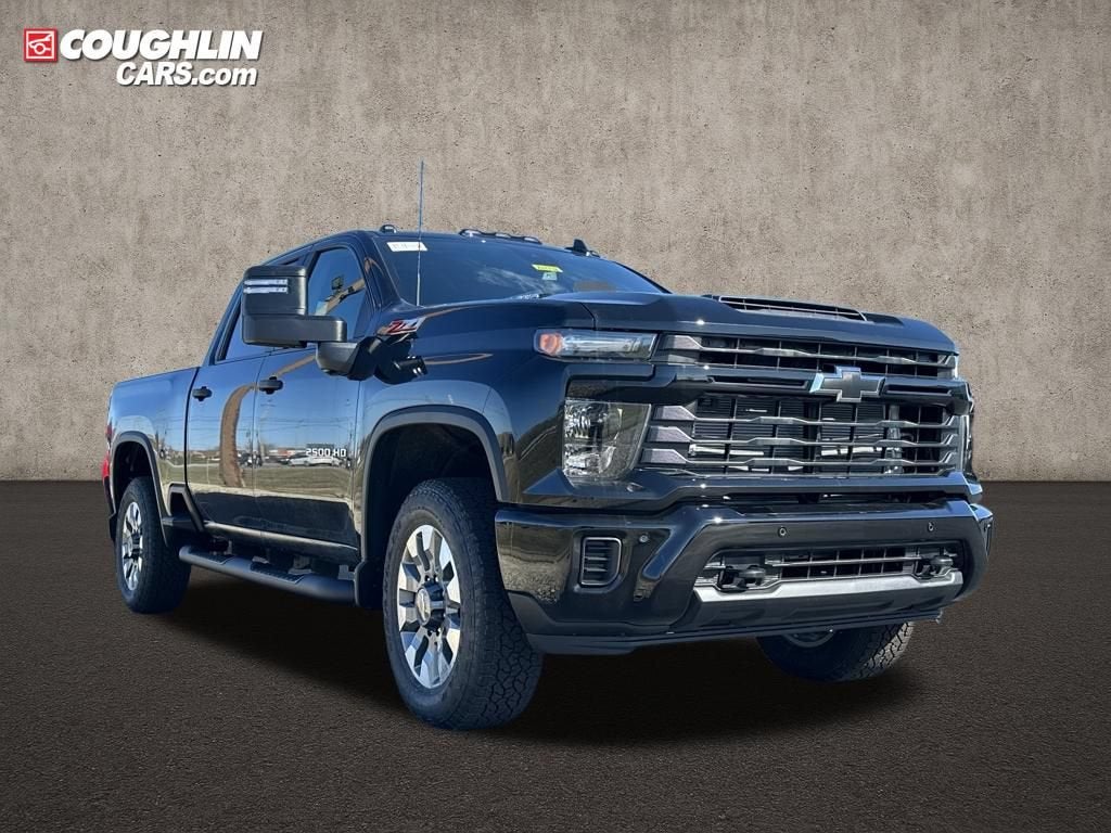 2026 Chevrolet Silverado 2500 HD Custom in Black — front three-quarter view